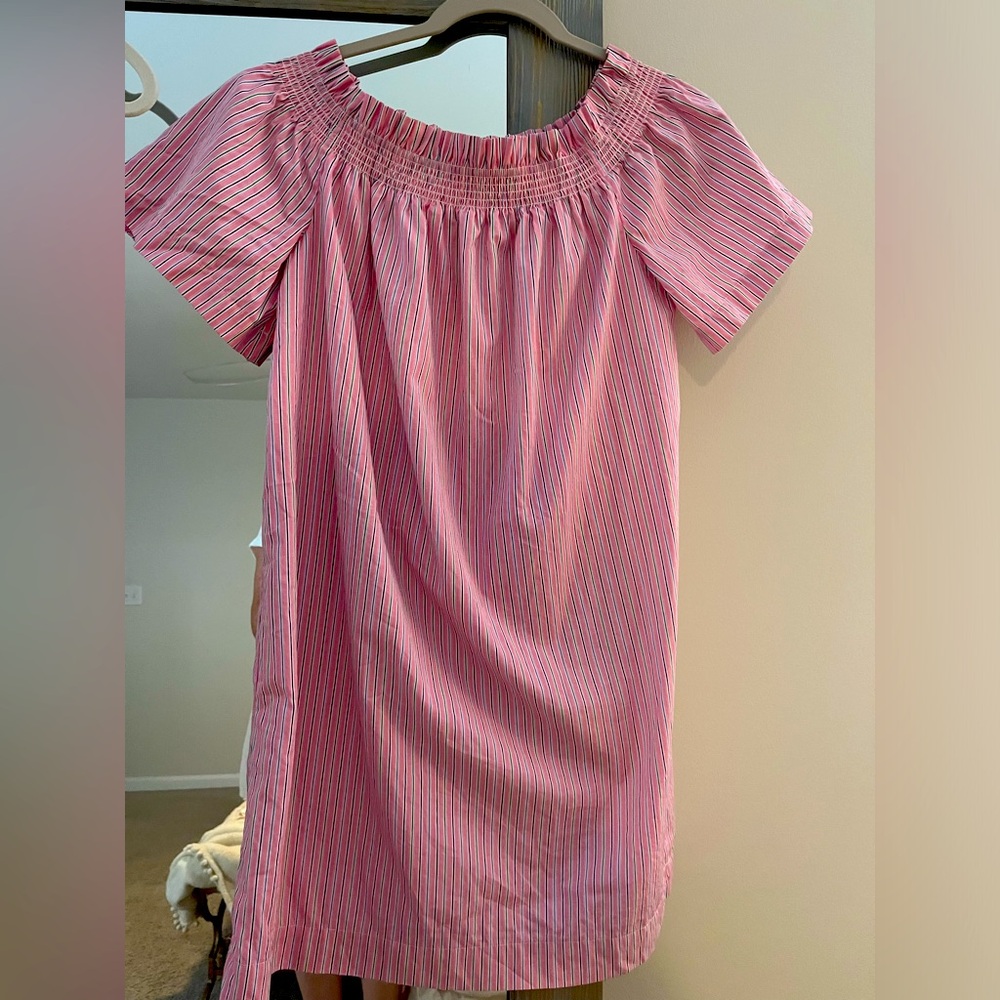 Vineyard Vines smocked pastel sundress.  Size M